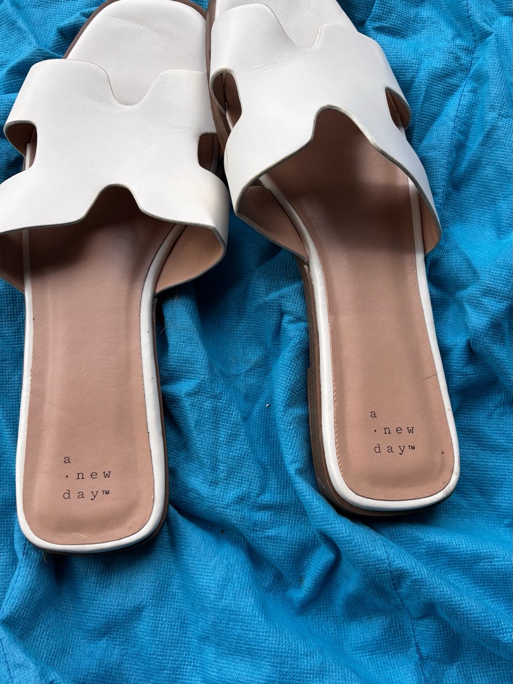 A New Day White Nina Slide Sandals size 10 - Picture 3 of 8
